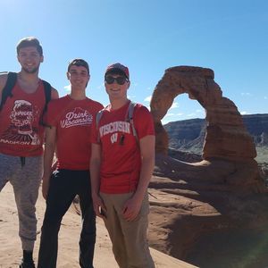 Meet your Posher, Shea